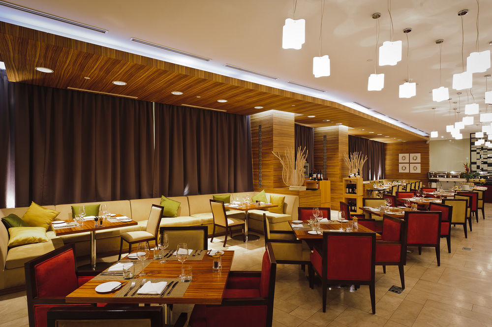 De Convencoes De Talatona Hotel Luanda Kültér fotó