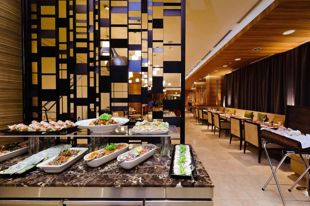 De Convencoes De Talatona Hotel Luanda Kültér fotó