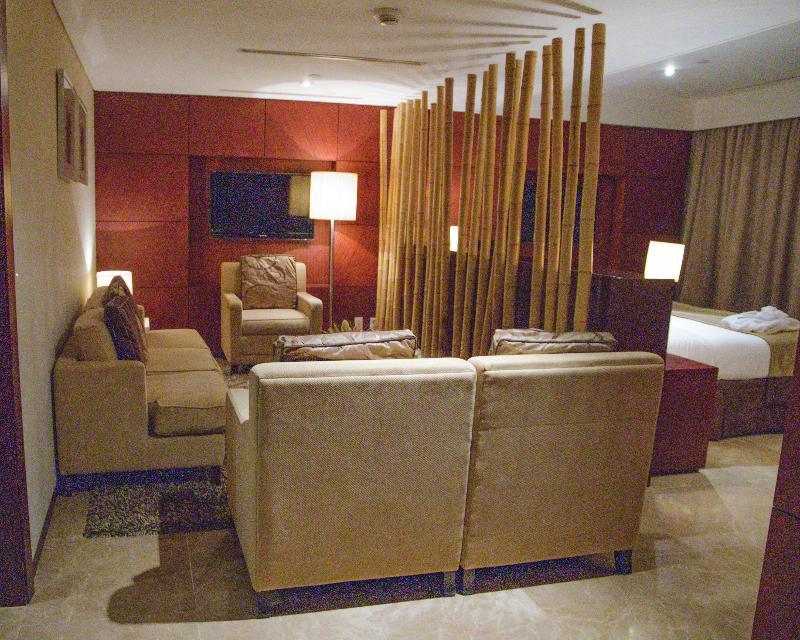De Convencoes De Talatona Hotel Luanda Kültér fotó