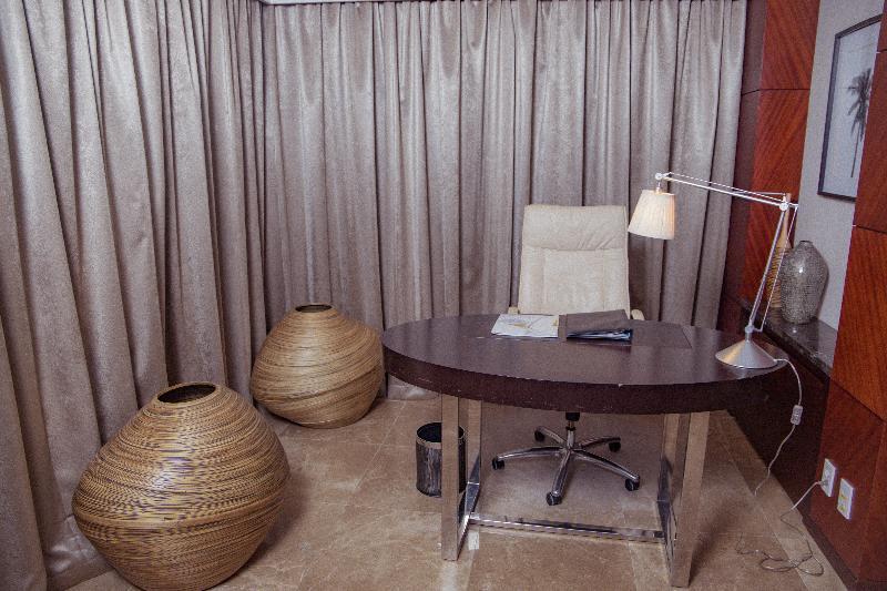 De Convencoes De Talatona Hotel Luanda Kültér fotó